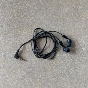 FREE Air Canada Earbuds